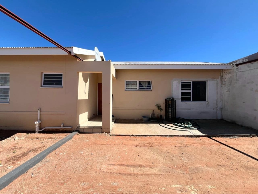 3 Bedroom Property for Sale in Flora Park Northern Cape